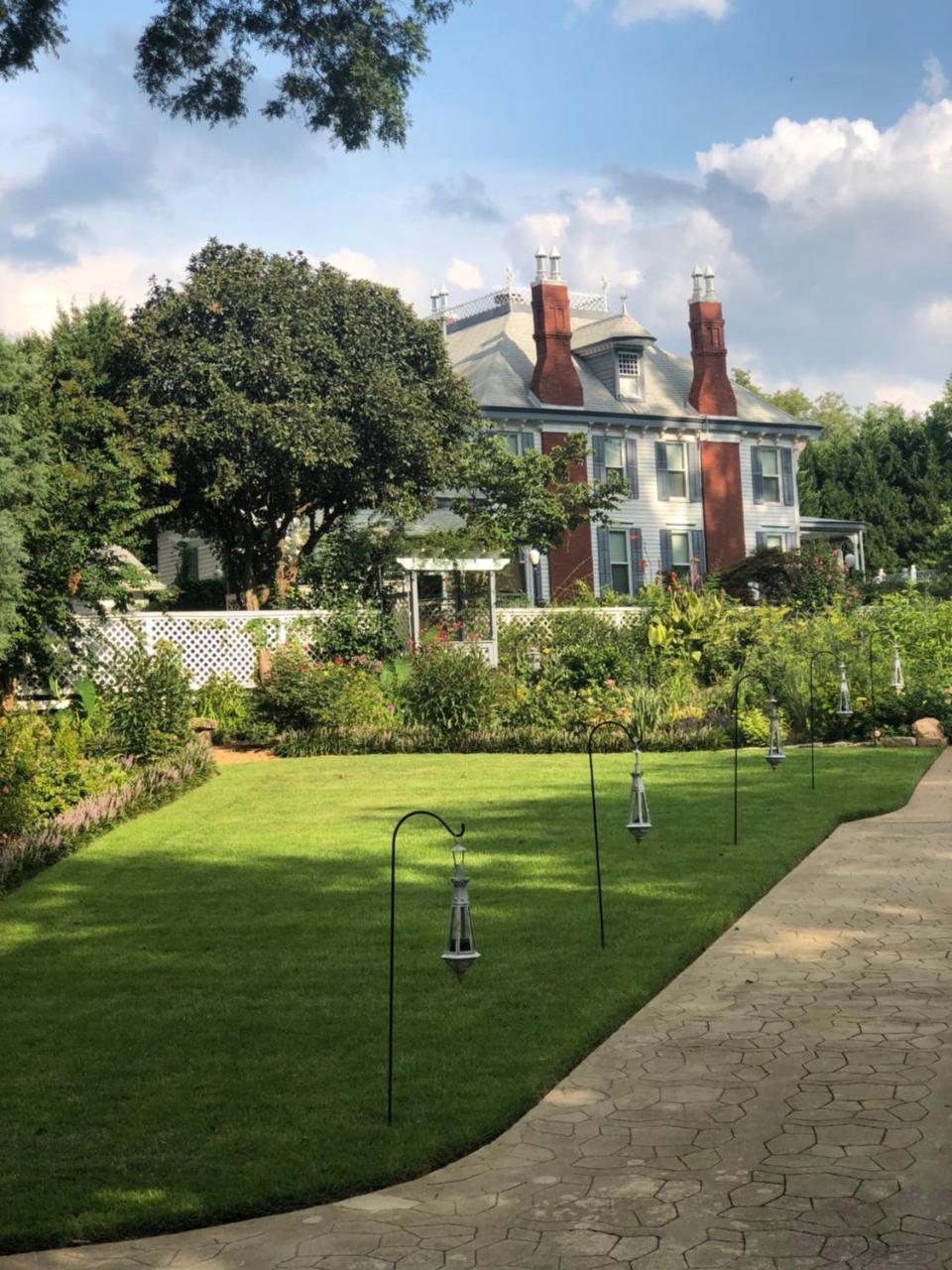 Highgate Estate & Gardens Bed & Breakfast Greensboro Luaran gambar