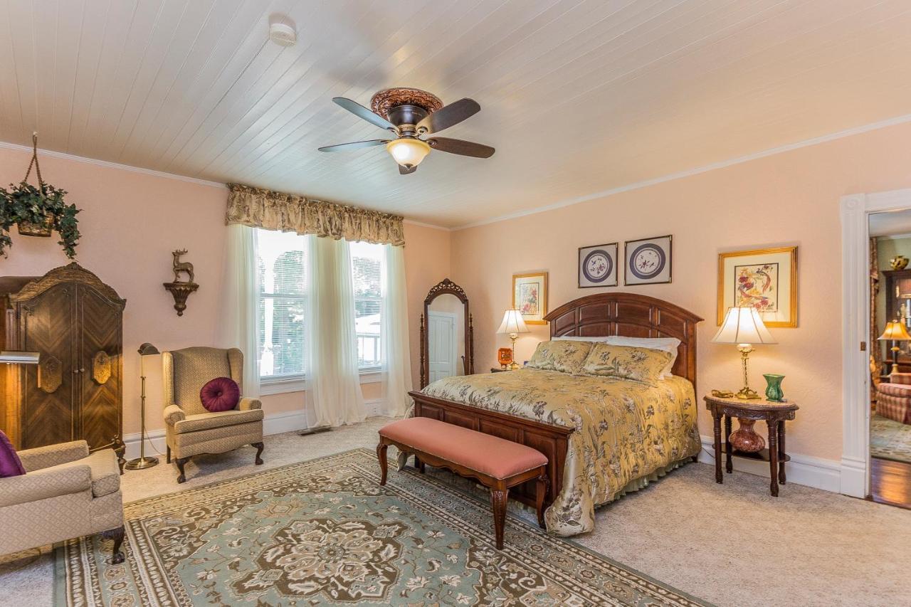 Highgate Estate & Gardens Bed & Breakfast Greensboro Luaran gambar