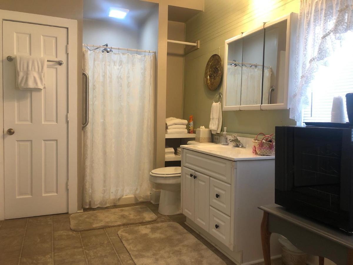 Highgate Estate & Gardens Bed & Breakfast Greensboro Luaran gambar
